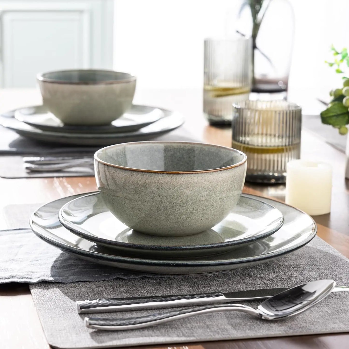 LIEI Ceramic Dinnerware Set 18 Pieces Hand Painted Stoneware Dishes Dishwasher Safe